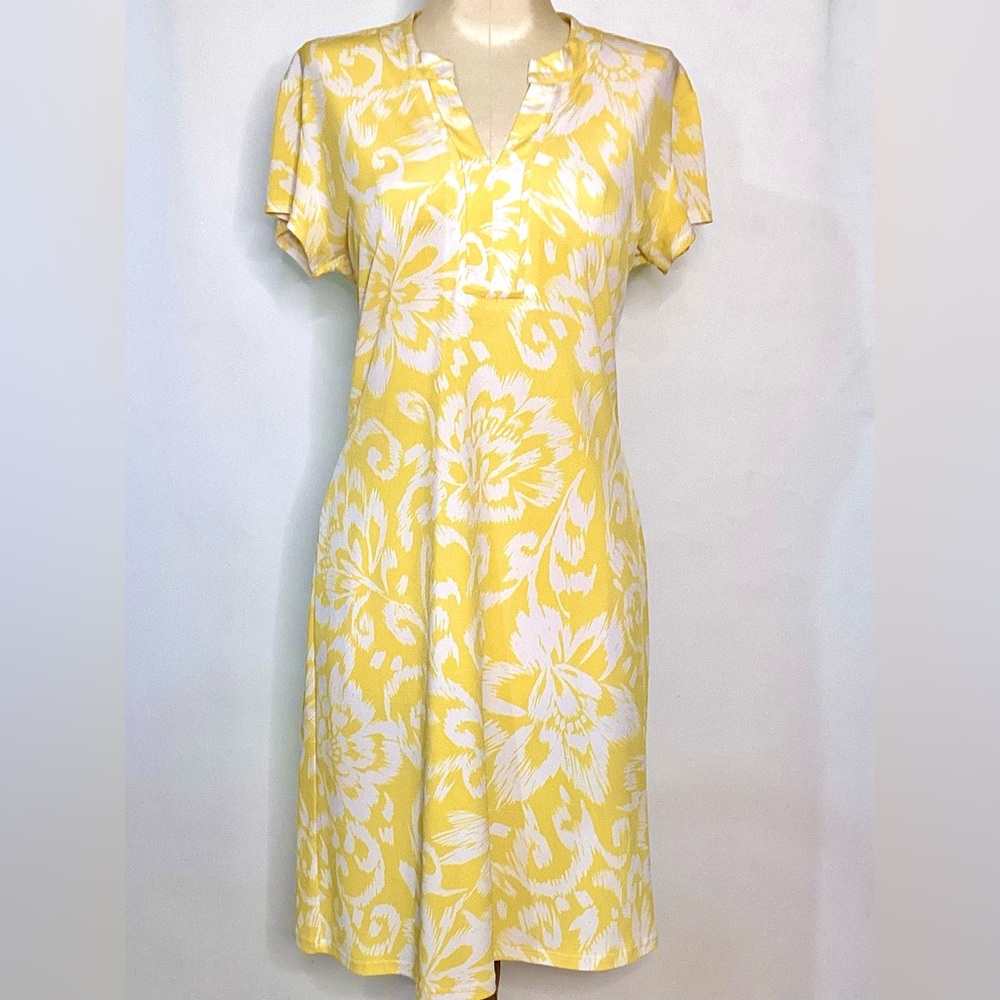 Chico's Yellow Floral V-Neck Short Sleeve Midi Dress